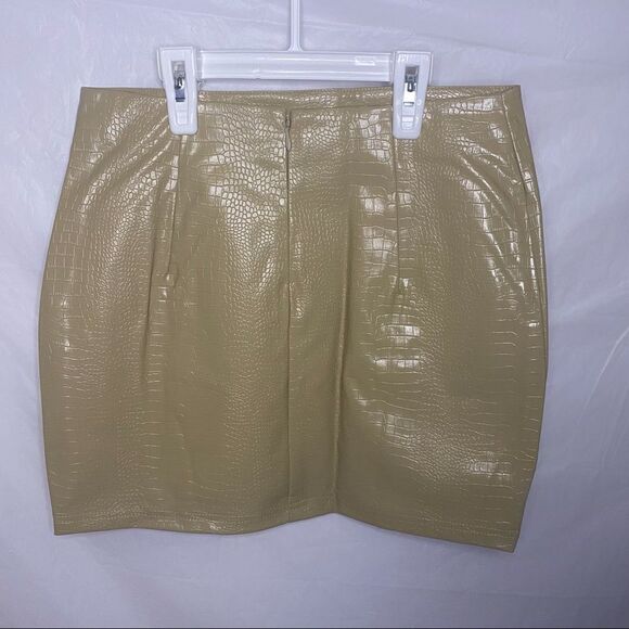 Fashion Nova Croc Mini Skirt Size S - Picture 5 of 5